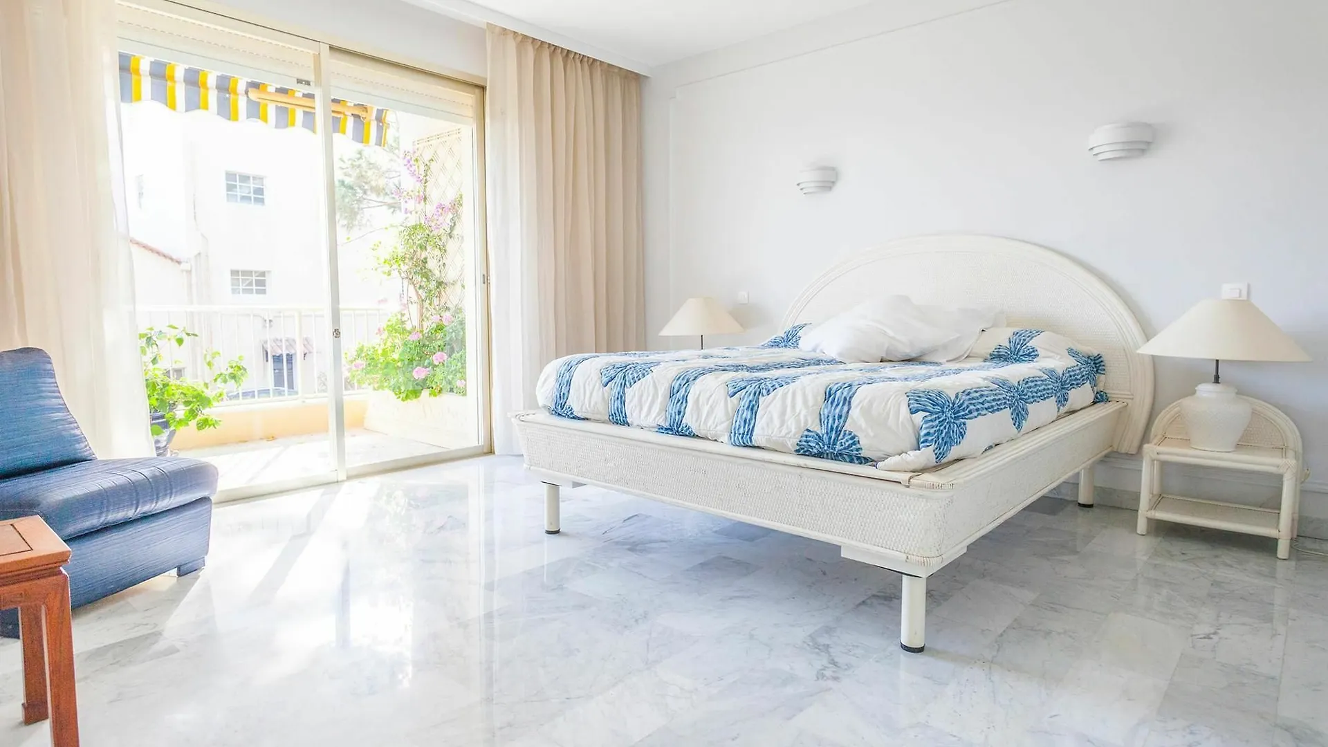 Le Moure Rouge Apartment Cannes France